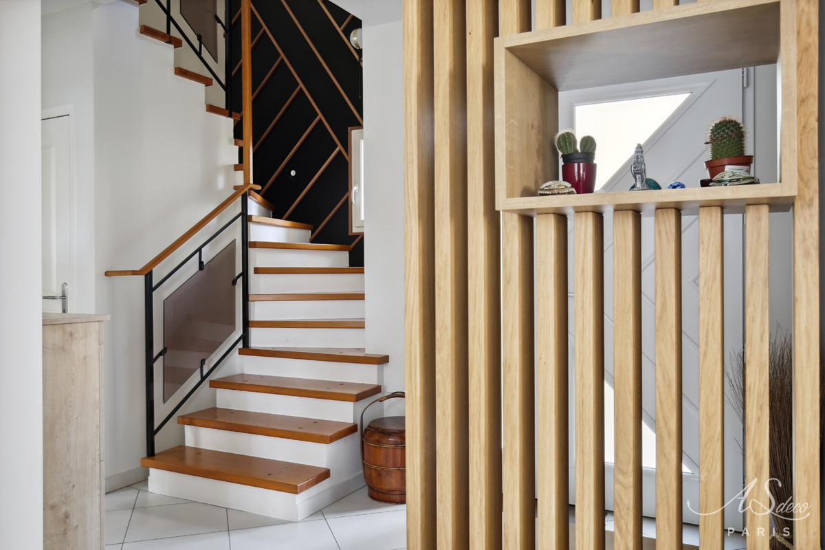Decoration agencement boisemont val d oise escalier claustra chene niche deco cactus
