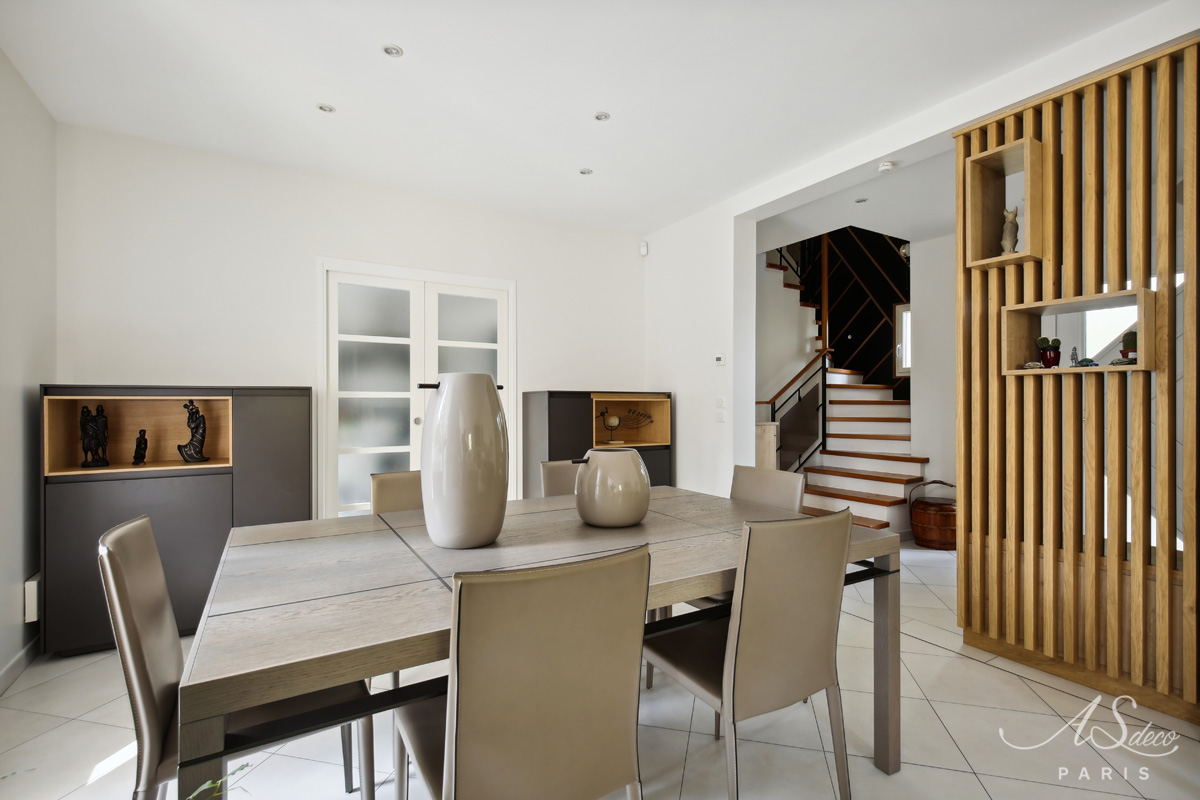 Decoration agencement boisemont val d oise salle a manger claustra meubles sur mesure avec niche