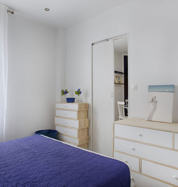 Decoration appartement vanves francois chambre bleu blanche 2