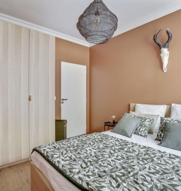 Decoration ermont chambre murs terracotta 5