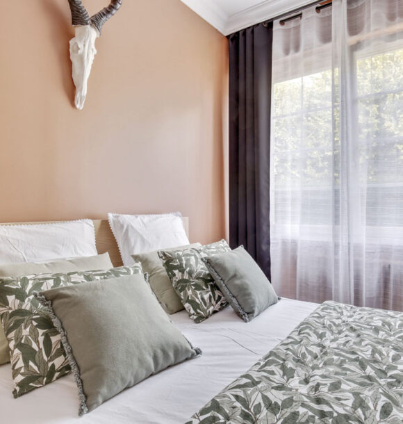 Decoration ermont chambre murs terracotta 8