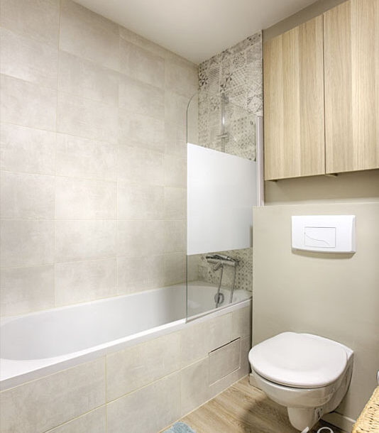 Decoration appartement suresnes salle de bain 2