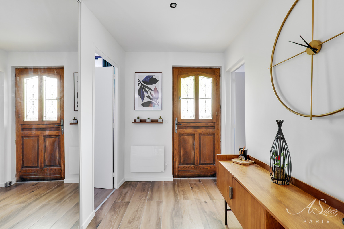 Renovation decoration maison le plessis bouchard vaste entree epuree 1