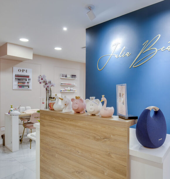 Decoration institut sannois comptoire rose bleu 4
