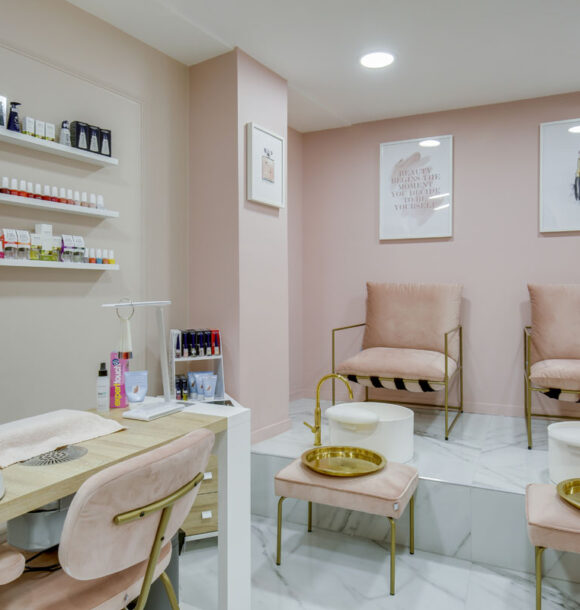 Decoration institut sannois pedicure manucure rose or 1