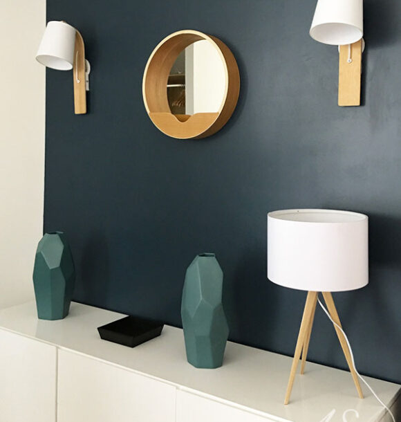 Decoration_studio_entree_buffet_mur_bleu_armand_sylvestre_courbevoie