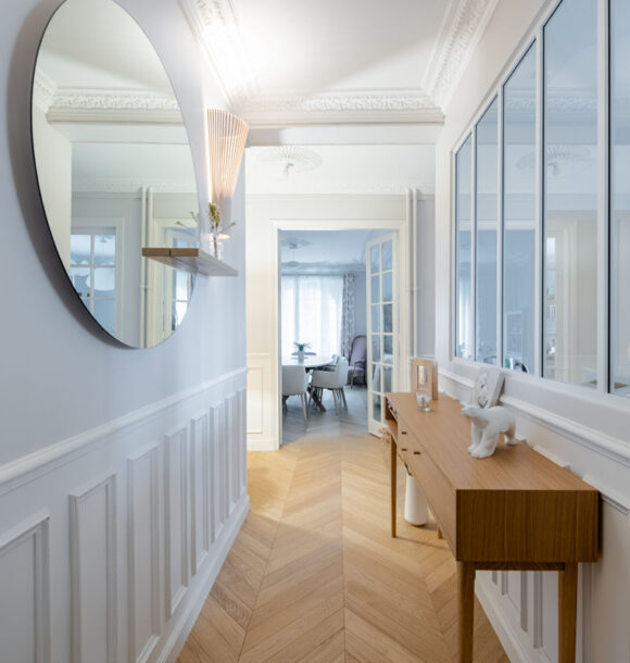 Decoration appartement enghein les bains entree couloir