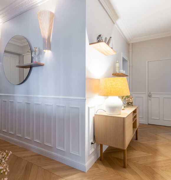 Decoration appartement enghein les bains entree couloir bois