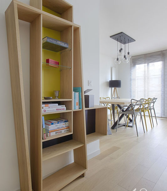 Decoration appartement puteaux salle a manger bibliotheque