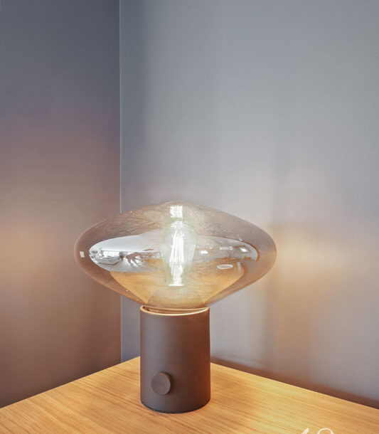 Decoration appartement st cloud salle a manger lampe pose
